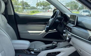 https://rentcarsdoblea.com/wp-content/uploads/CarRentalGallery/big_thumb_1718846241_6.jpg Kia Telluride 2022