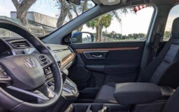 https://rentcarsdoblea.com/wp-content/uploads/CarRentalGallery/big_thumb_7.jpg Honda CR-V 2020